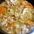 ゆっきい９'s cooksnap of when they made たった3つの材料で♡簡単ラーメン鍋♡.