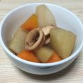 vegetation's cooksnap of when they made ほっとする味☆いかと大根のカンタン煮物.