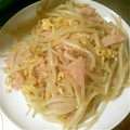 魔法陣グルグル's cooksnap of when they made おサイフおたすけ♪もやし炒め.