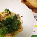 サクタロー's cooksnap of when they made 【極上】エビとブロッコリーのアヒージョ.