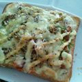 めろんぐまん's cooksnap of when they made しらすとキムチの葱胡麻トースト.