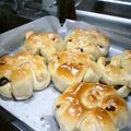 道化師毒猿's cooksnap of when they made チョコチップお花ぱん.