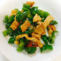 midorun's cooksnap of when they made ピーマンと油揚げ炒め.