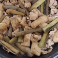 まゆmi's cooksnap of when they made ☼ずいき（芋がら）と揚げと豚肉の炒め煮.