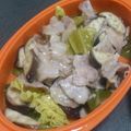 Poucette's cooksnap of when they made ルクエで豚バラ＆野菜蒸しﾆﾝﾆｸぽん酢で.
