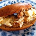 Pupinon's cooksnap of when they made ハニー＆クルミのクリームチーズサンド.