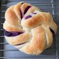 やいちのりんご's cooksnap of when they made 紫いものねじりパン.