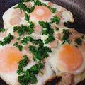 ひっこ's cooksnap of when they made 目玉焼きにパセリ(人参の葉っぱ)を乗せて.