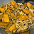 そたか's cooksnap of when they made かぼちゃと豚バラと玉ねぎの甘辛炒め.