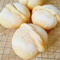春と夏のママ's cooksnap of when they made ツイストリボンでおめかし白パン♪.