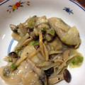 よしせん's cooksnap of when they made 牡蠣ときのことレタスのオリーブオイル炒め.