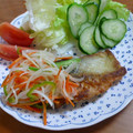 かおpon's cooksnap of when they made 生鮭のムニエル☆野菜マリネ添え♪.
