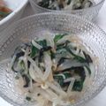 こたろう５５'s cooksnap of when they made ■糖質制限■もやしにら卵簡単海苔ナムル昼.