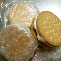 沙耶9's cooksnap of when they made 余った生クリームでチーズアイスクッキー.