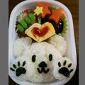 まなむー☆'s cooksnap of when they made 白くまさんの　肉球キャラ弁おにぎり～♪.