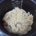 miyabi329's cooksnap of when they made にんにくバター醤油♡きのこの炊き込みご飯.