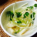 moca45's cooksnap of when they made 長ねぎとかまぼこのごま油あえ.