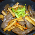 ののﾁｬﾏ's cooksnap of when they made 牛蒡と蒟蒻のピリ辛炒め.