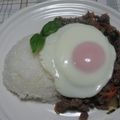 ともこキッチン's cooksnap of when they made タイ風牛肉のバジル炒めご飯.