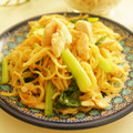 tink☆'s cooksnap of when they made 小松菜とささみで！　ナムル風塩焼きそば♡.