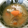 さぁ★たぁ★'s cooksnap of when they made 切って煮るだけ、簡単豚汁.