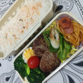 2児ママみきてぃ's cooksnap of when they made 簡単！お弁当にも！ピーマンとちくわ炒め.