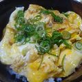 ６姫ママ's cooksnap of when they made にんたま丼☆にんにくダレのふわふわ卵丼.