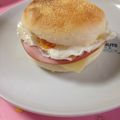 るうりん♪'s cooksnap of when they made 【ハムエッグマフィン】.