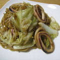 よねすけ太郎's cooksnap of when they made イカと春キャベツの旨焼きそば.