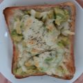 まゅ＠たん's cooksnap of when they made 絶品☆アボカドトースト.