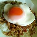 crystaI's cooksnap of when they made 肉そぼろ目玉焼き丼.