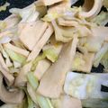 kuakyu's cooksnap of when they made 高野豆腐とキャベツの味噌炒め.