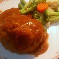 宅配人's cooksnap of when they made 簡単＊煮込みハンバーグ.