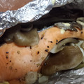 cheri888's cooksnap of when they made 簡単＆絶品❤ 鮭ときのこのホイル焼き.