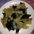 ママは給食当番's cooksnap of when they made うどとワカメの和風サラダ.