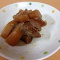さおにゃんこ✨'s cooksnap of when they made 大根と豚バラブロックの煮物.