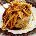 もりきょんよしきょん's cooksnap of when they made 肉汁たっぷり！マル秘ハンバーグ.