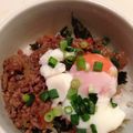 ☆chocola's cooksnap of when they made 甘辛ひき肉丼☆温玉のせ～.