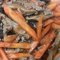 kimimaruo's cooksnap of when they made ごはんがススム☆にんじんとひき肉の炒め物.