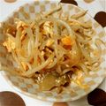akomanman's cooksnap of when they made ＊もやしとザーサイの卵炒め＊.