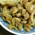 ★ちいた★'s cooksnap of when they made レンコンの簡単めんつゆ炒め.