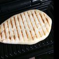 りんご♪＊＋。's cooksnap of when they made カレーに♪ふわふわ簡単ナン(HB使用).