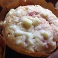 あやりンこ☃✴︎'s cooksnap of when they made おいしぃ　いちごのマフィン♪.