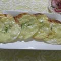 miyuki12's cooksnap of when they made 超簡単☆餃子の皮でガーリックピザ風☆.