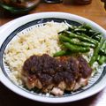 さこゆみ's cooksnap of when they made 焦がしにんにくでエスニックな鶏丼.