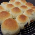 あずちもも's cooksnap of when they made ヨーグルト入りドライフルーツパン.