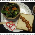 クックあこ's cooksnap of when they made 簡単☆食パンでホットドッグ☆朝食やランチ.