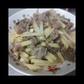 ba3児ママ's cooksnap of when they made じゃがいも牛肉炒め.