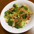 よちりん's cooksnap of when they made ブロッコリーと玉ねぎのゴマおかか和え.