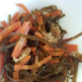 kensohtatu's cooksnap of when they made 簡単切昆布と油揚げのさっと煮.
